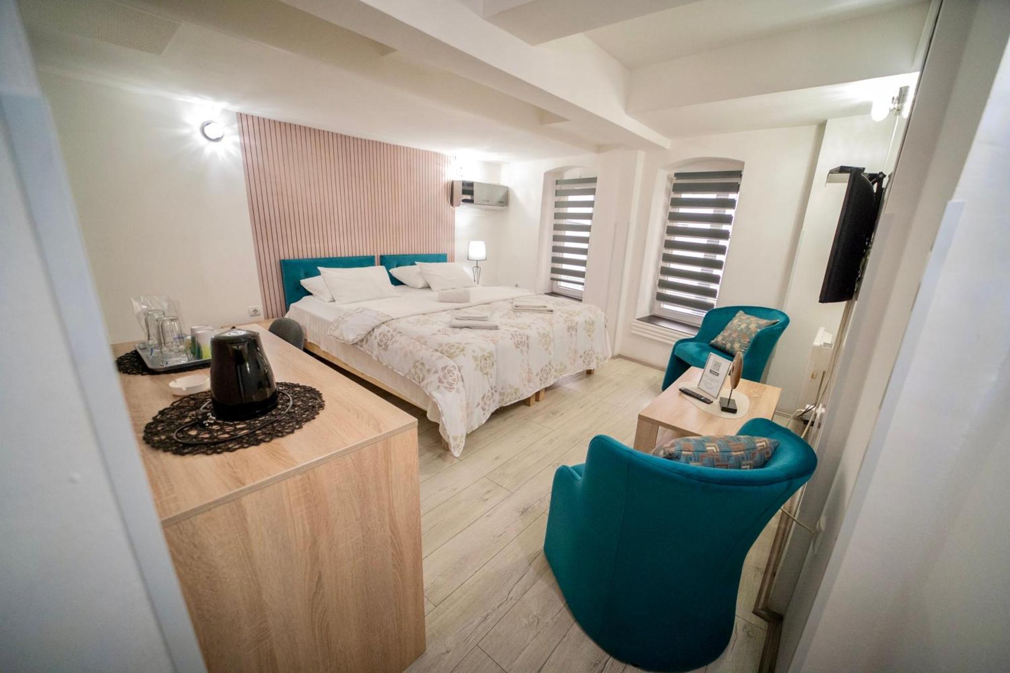 Apartmani Aleksandra U Centru Grada Крагуевац Экстерьер фото