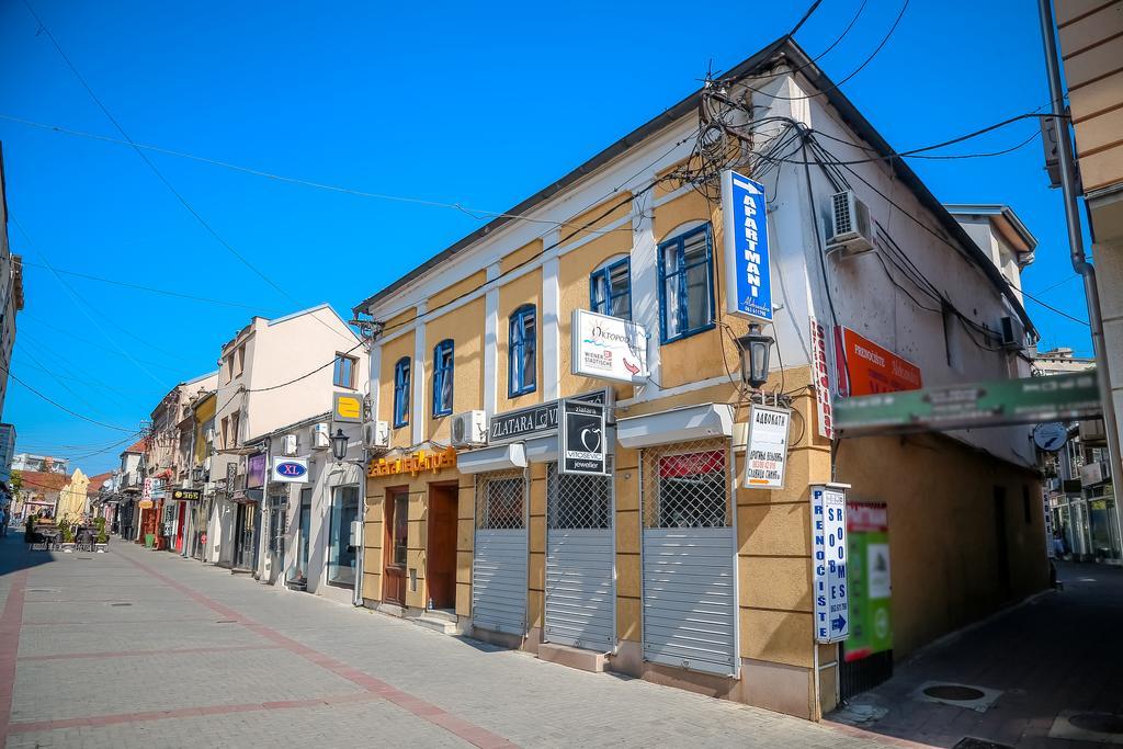 Apartmani Aleksandra U Centru Grada Крагуевац Экстерьер фото